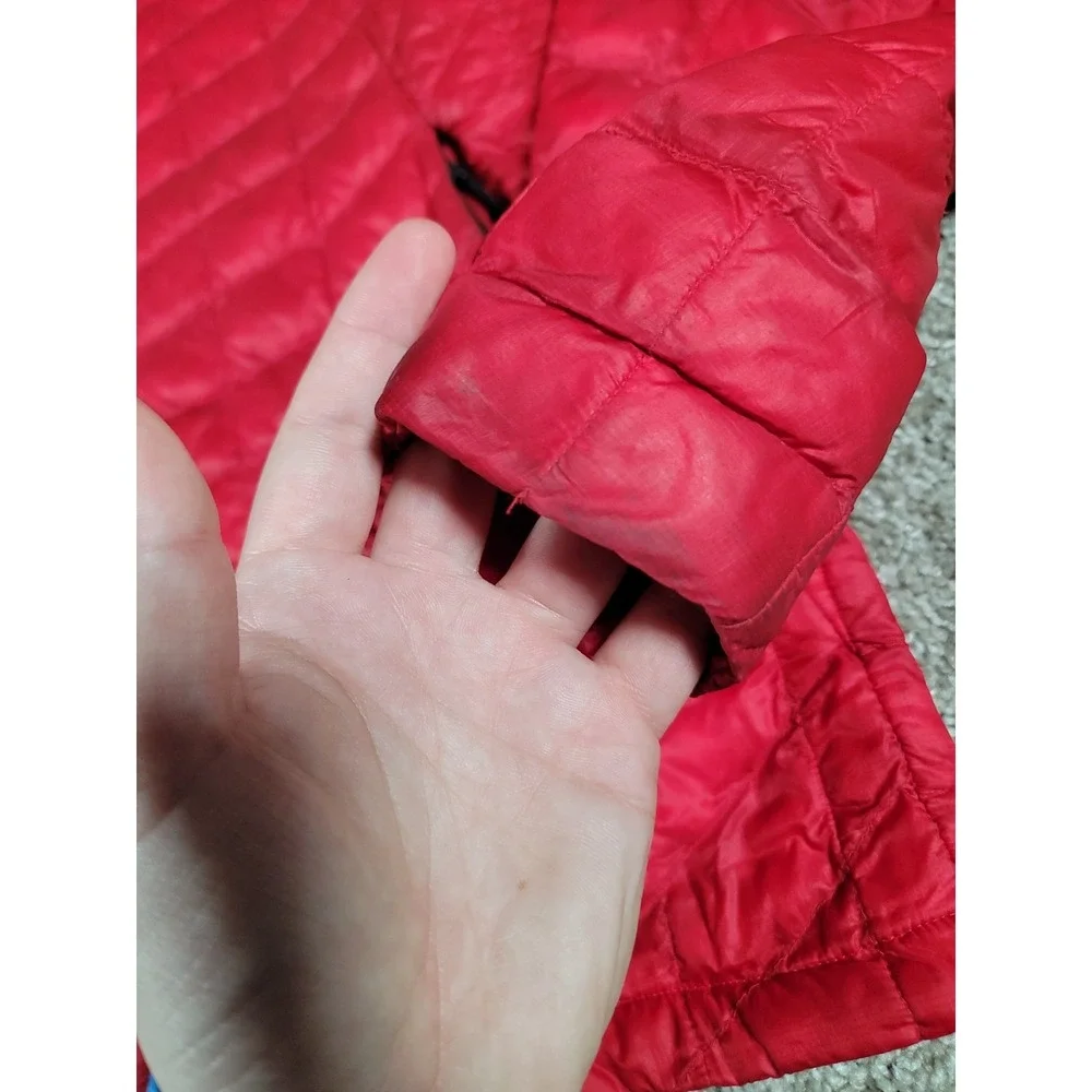 The North Face Thermoball Jacket Hoody Medium Red Quilted Puffer Mens Full Zip